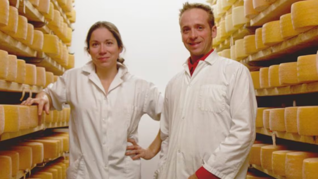  https://www.latribune.ca/affaires/affaires-locales/2025/08/10/la-fromagerie-nouvelle-france-brille-au-american-cheese-society-UXZVX23FQFFEFAFEW6TZ6KUPYY/